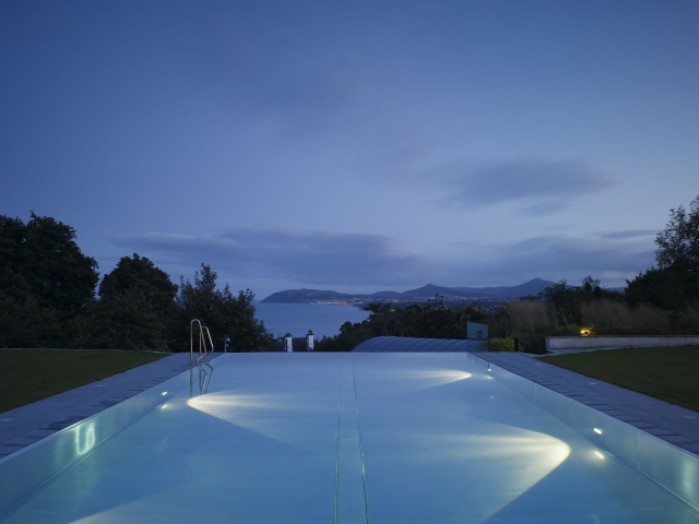 Paddock Wood- Infinity Pool